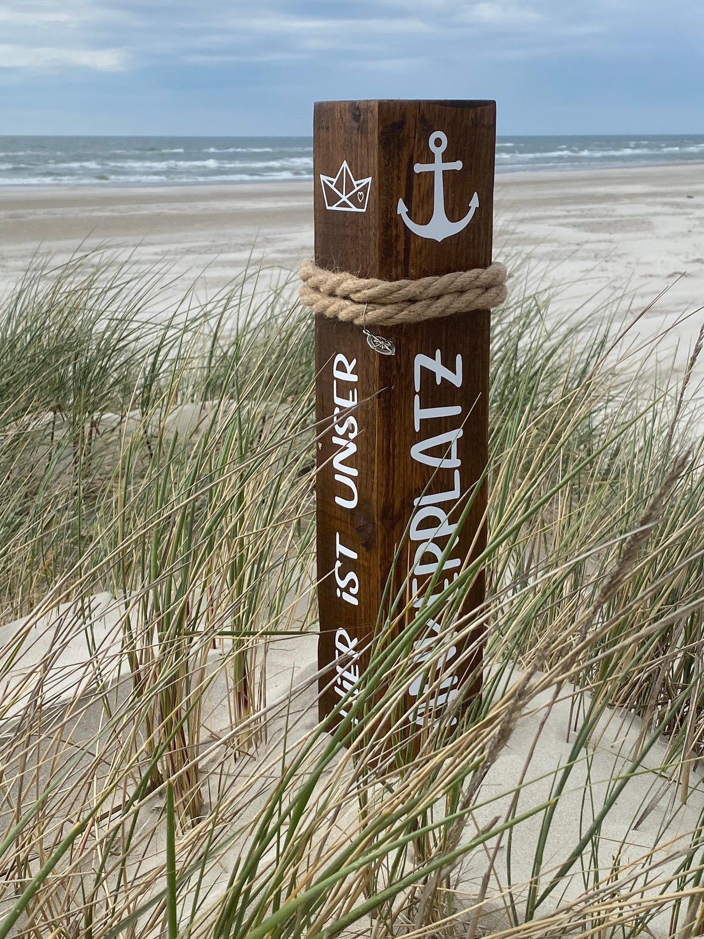 Hier ist unser Ankerplatz Dekosäule Poller Holz Anker Stele Dalben Gartendeko maritim Heimathafen
