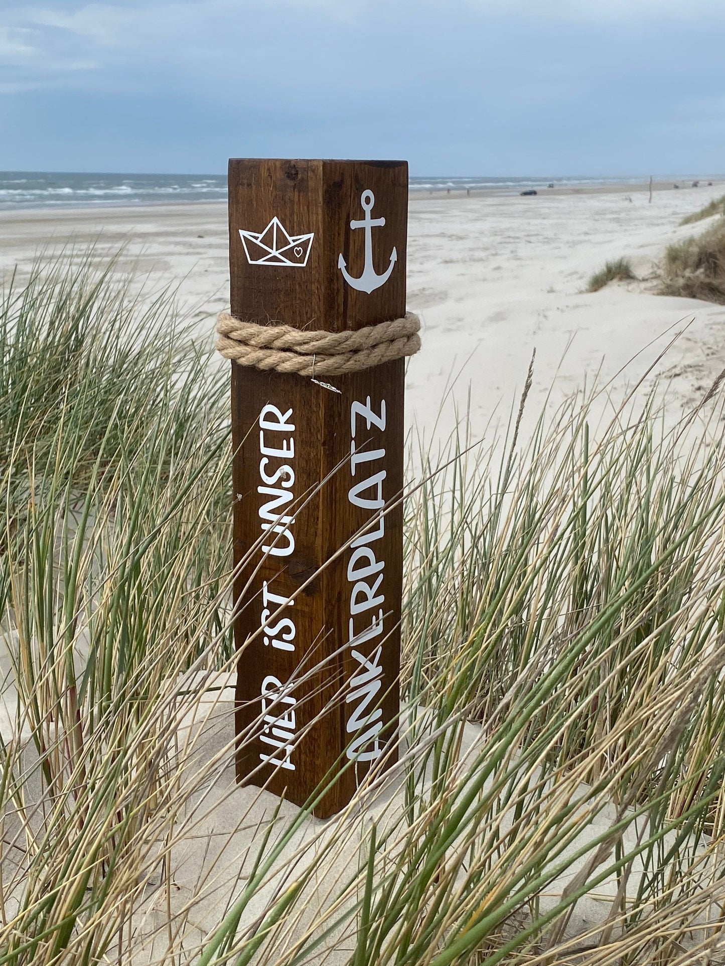 Hier ist unser Ankerplatz Dekosäule Poller Holz Anker Stele Dalben Gartendeko maritim Heimathafen