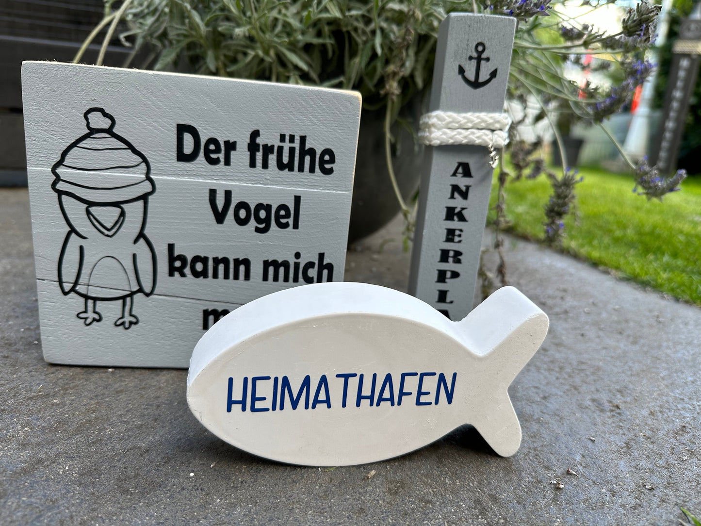 Maritime Tischdeko im Set Dekoration Aufsteller Heimathafen Holzschild Poller Ankerplatz Möwe maritim grau Lieblingsplatz