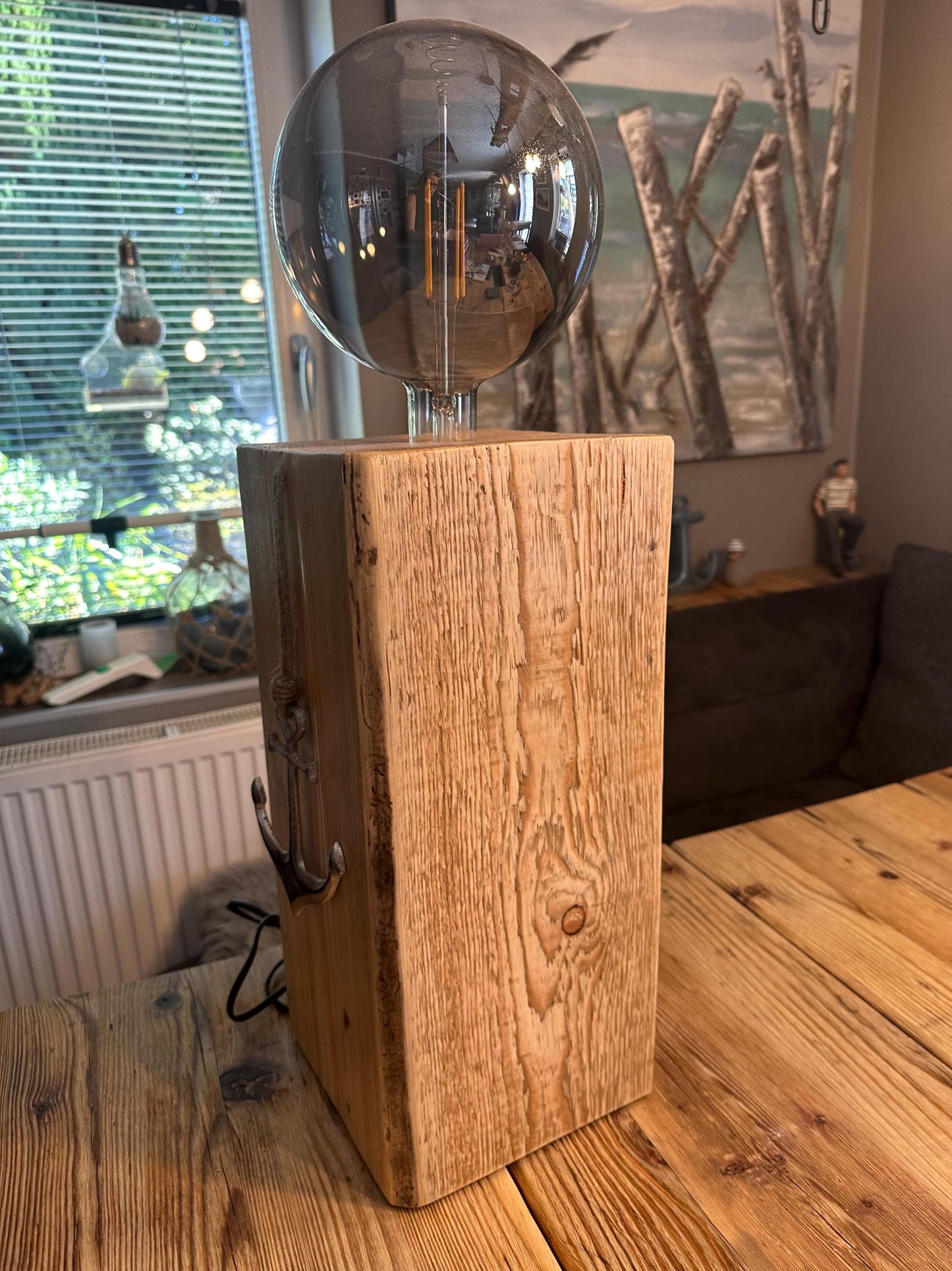 Lampe mit massivem Holzsockel, Unikat, Tischlampe maritim, Holzlampe, individuell Geschenk, Tischdeko, Meer, Anker, Heimathafen