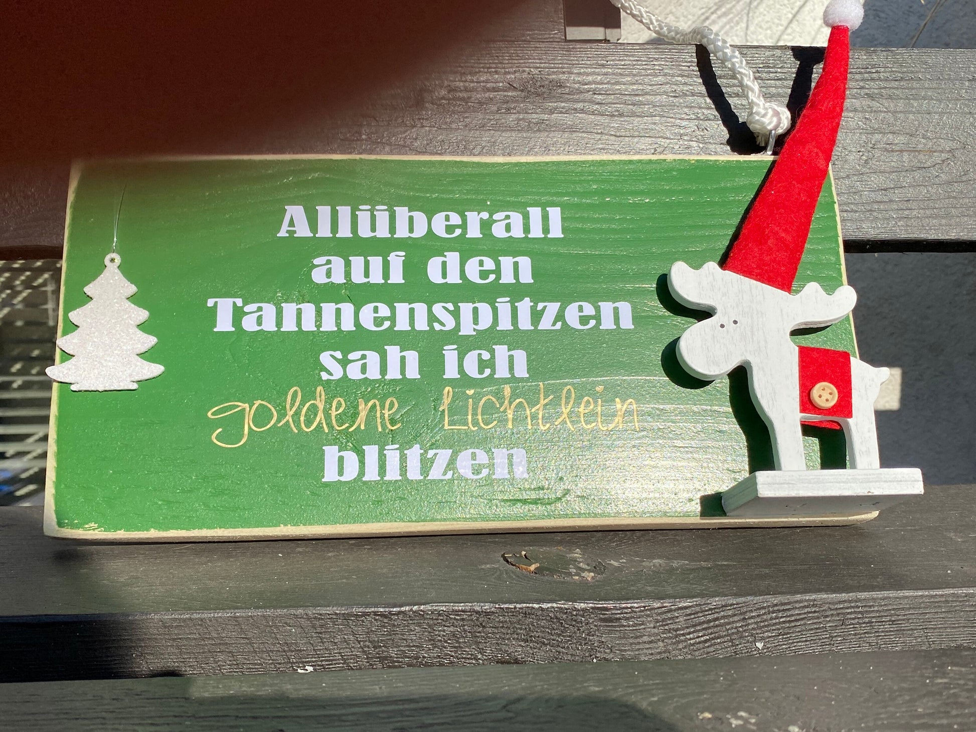 Weihnachtsdeko Holzschild Wandschild Schild Dekoschild Advent Tanne grün Xmas Christmas Manapal