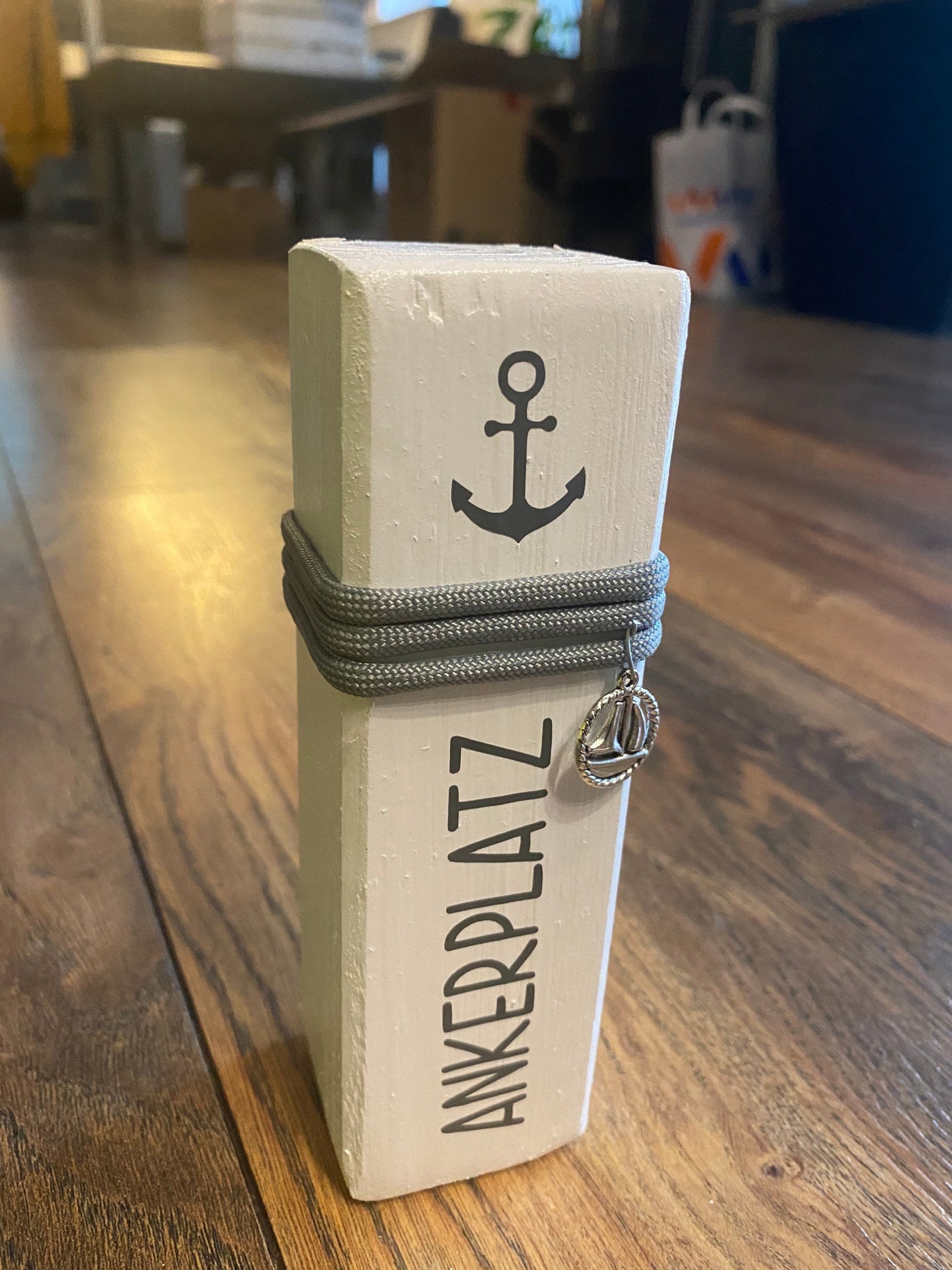 Mini Nautical Wooden Post | Small Coastal Decor 15 cm | Personalized Housewarming Gift, Wedding Decoration, Handmade Maritime Column