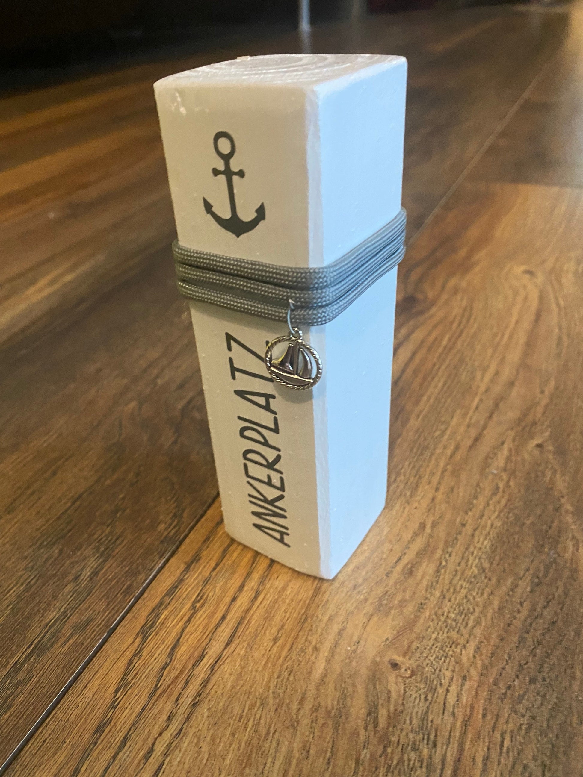 Mini Nautical Wooden Post | Small Coastal Decor 15 cm | Personalized Housewarming Gift, Wedding Decoration, Handmade Maritime Column
