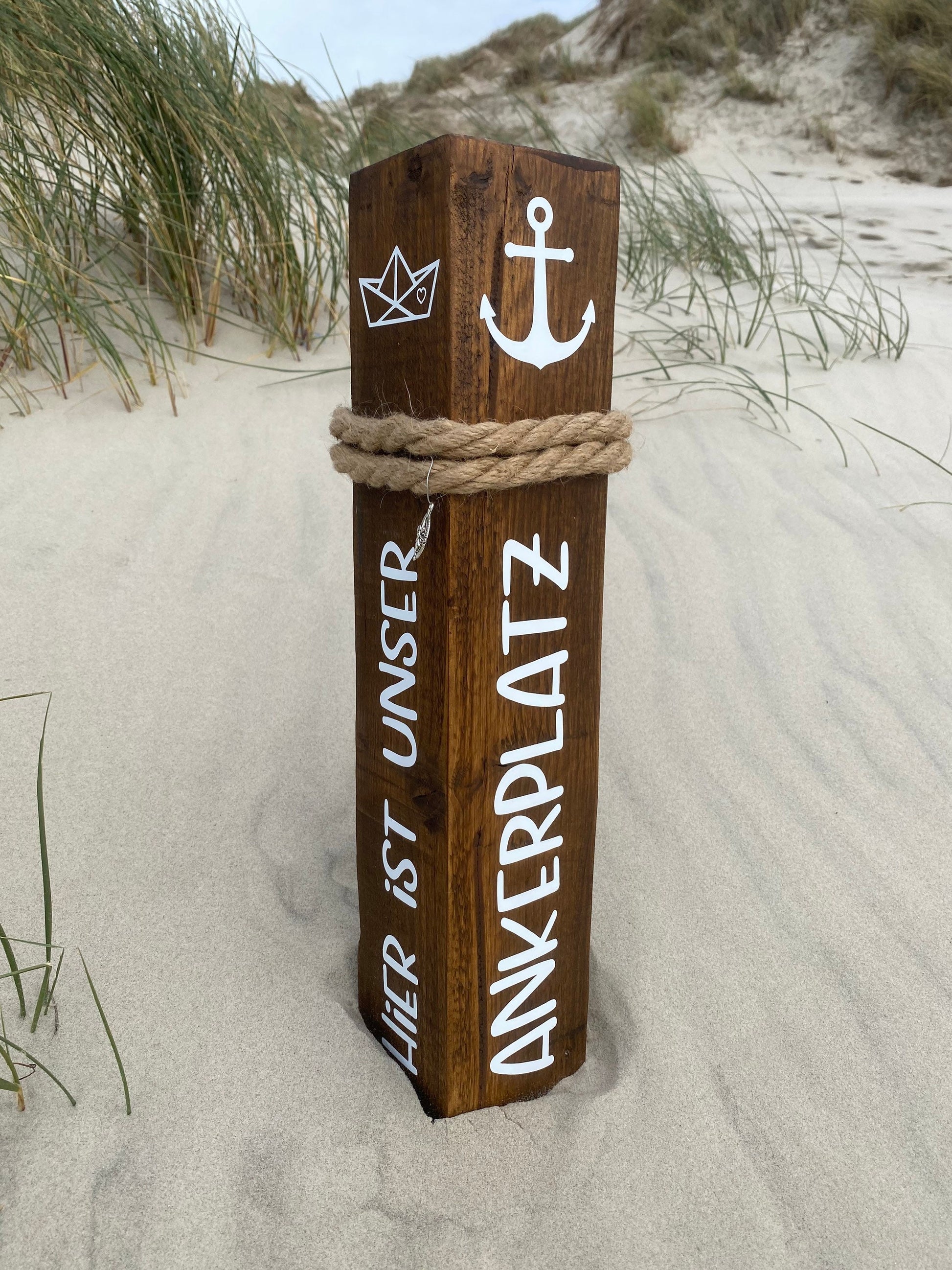 Hier ist unser Ankerplatz Dekosäule Poller Holz Anker Stele Dalben Gartendeko maritim Heimathafen