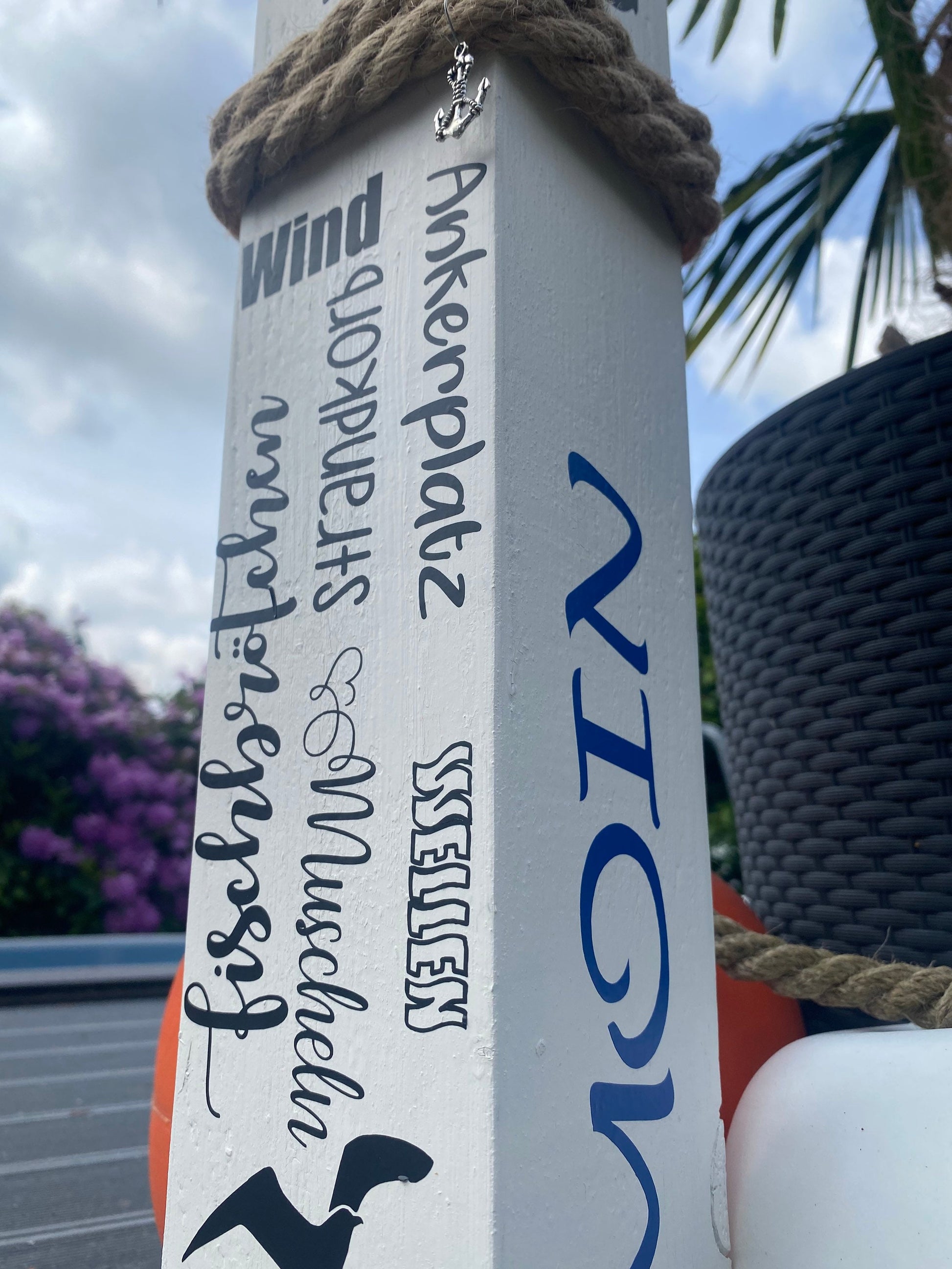 MOIN Meeresrauschen Ahoi 10x10x50 Dekosäule Holz Anker Poller Dekoration Garten Manapal maritime Deko Meer Balken Stele Säule