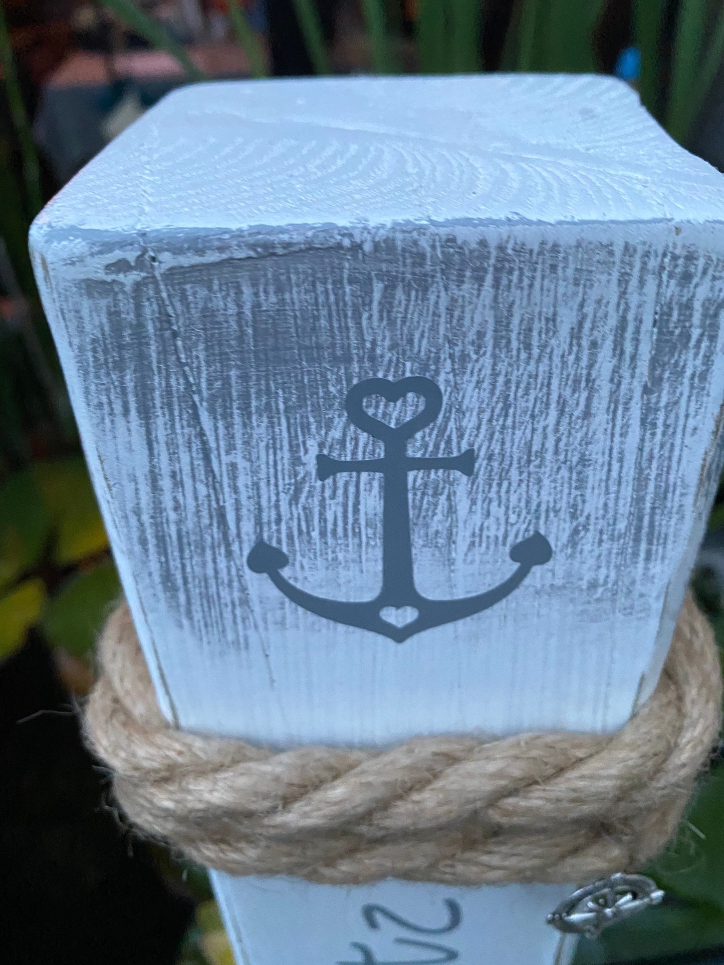Lieblingsplatz weiß grau maritime Tischdeko Dekosäule Poller Holz Anker Stele Dalben Gartendeko maritim Heimathafen