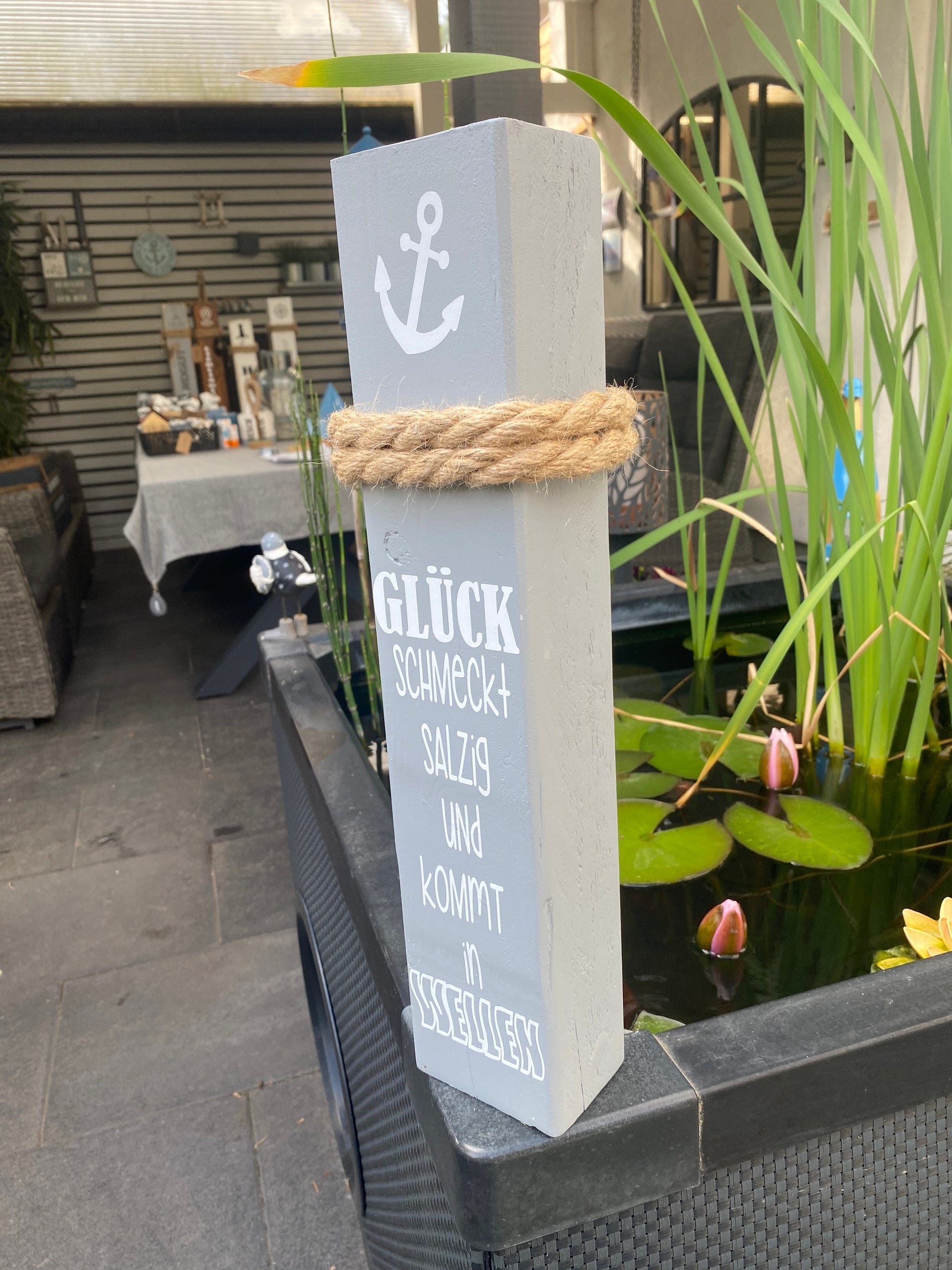 Gartendeko Glück Dekopoller Maritim Heimathafen Anker Dekosäule Poller Geschenk für Freunde Einladung Mitbringsel individuell