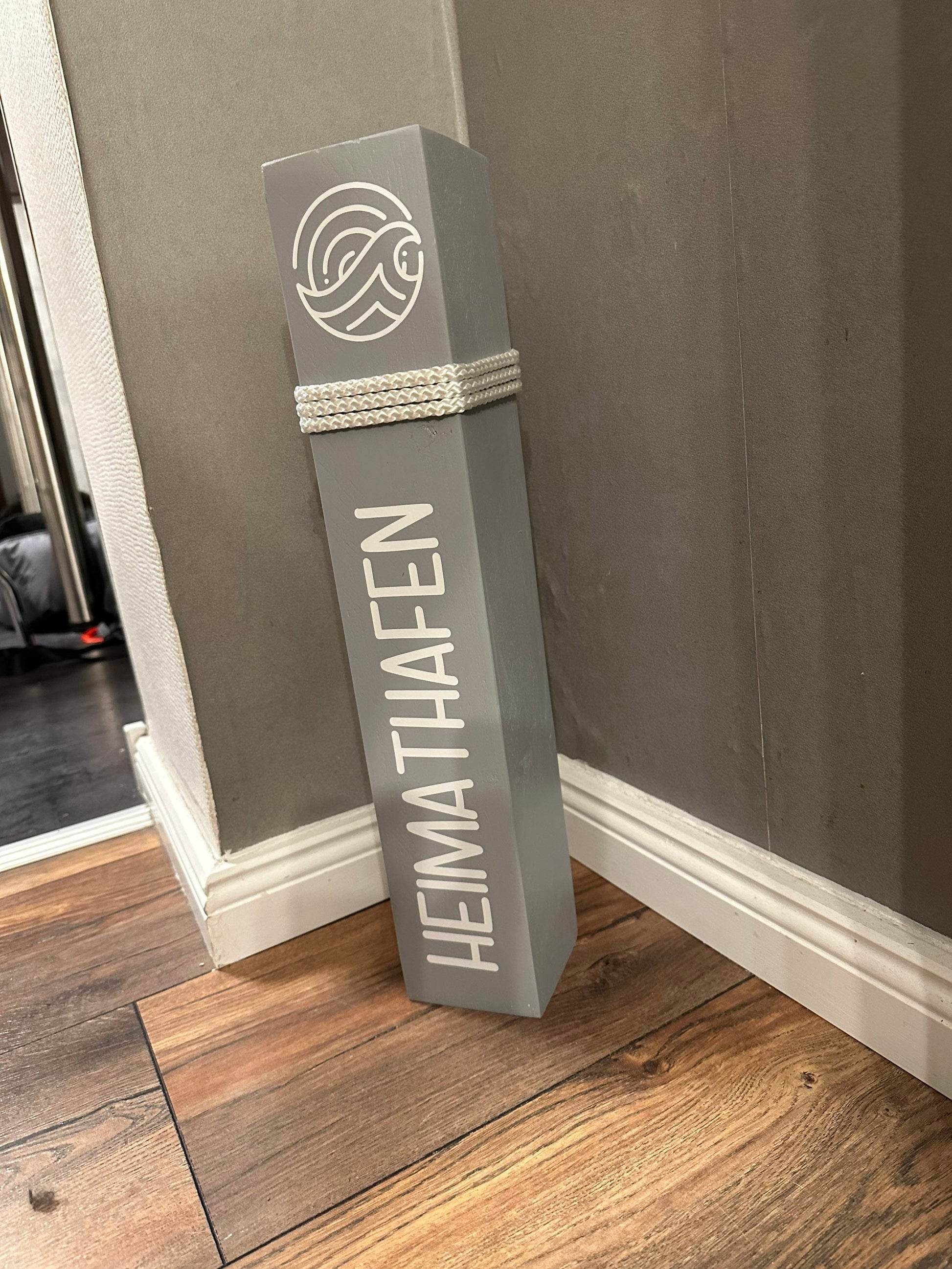 Heimat Poller Dekosäule weiß grau Windrose Kompass Poller Holz Anker Stele Dalben Gartendeko maritim Heimathafen Balken Holzdeko