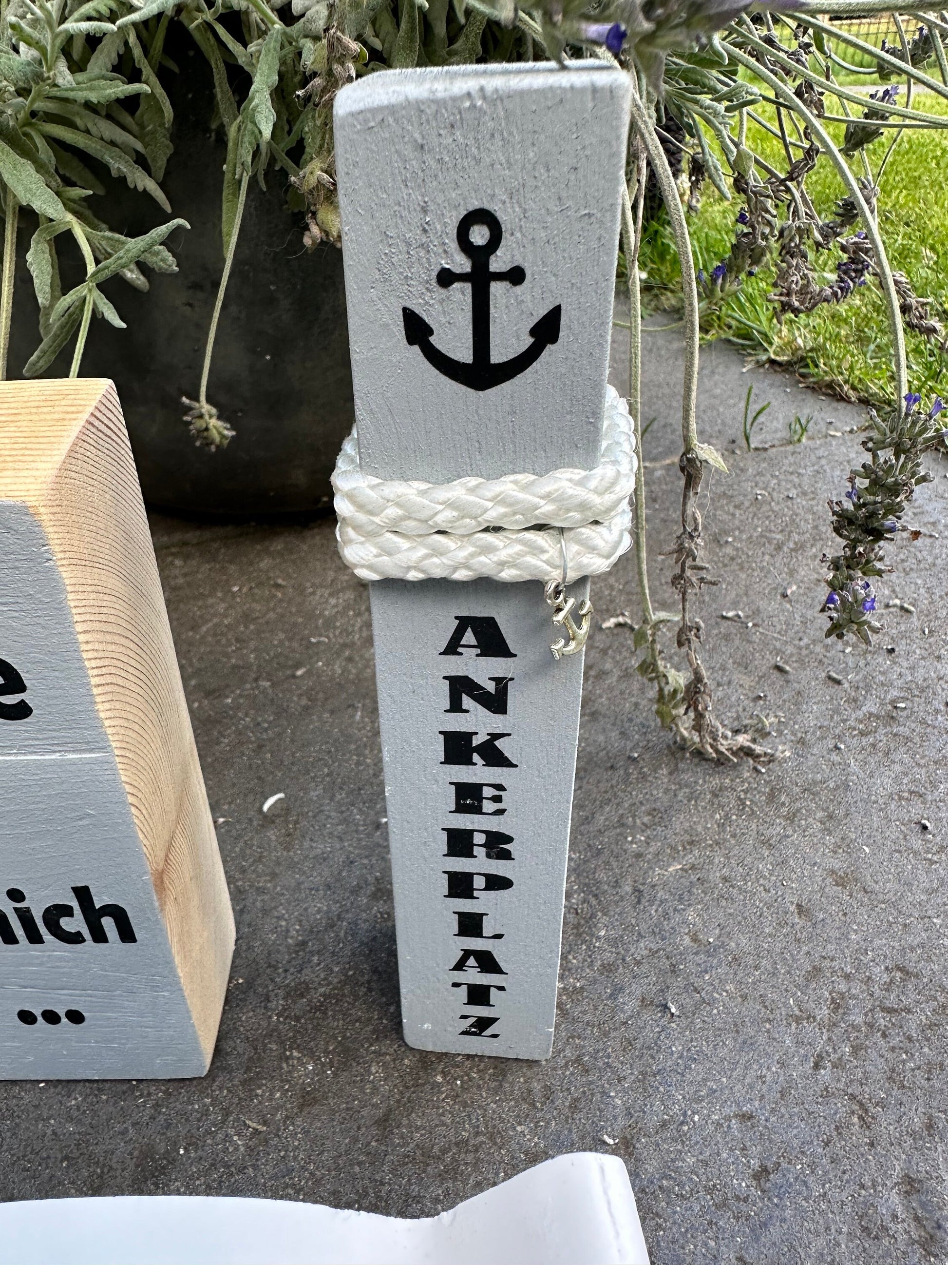 Maritime Tischdeko im Set Dekoration Aufsteller Heimathafen Holzschild Poller Ankerplatz Möwe maritim grau Lieblingsplatz
