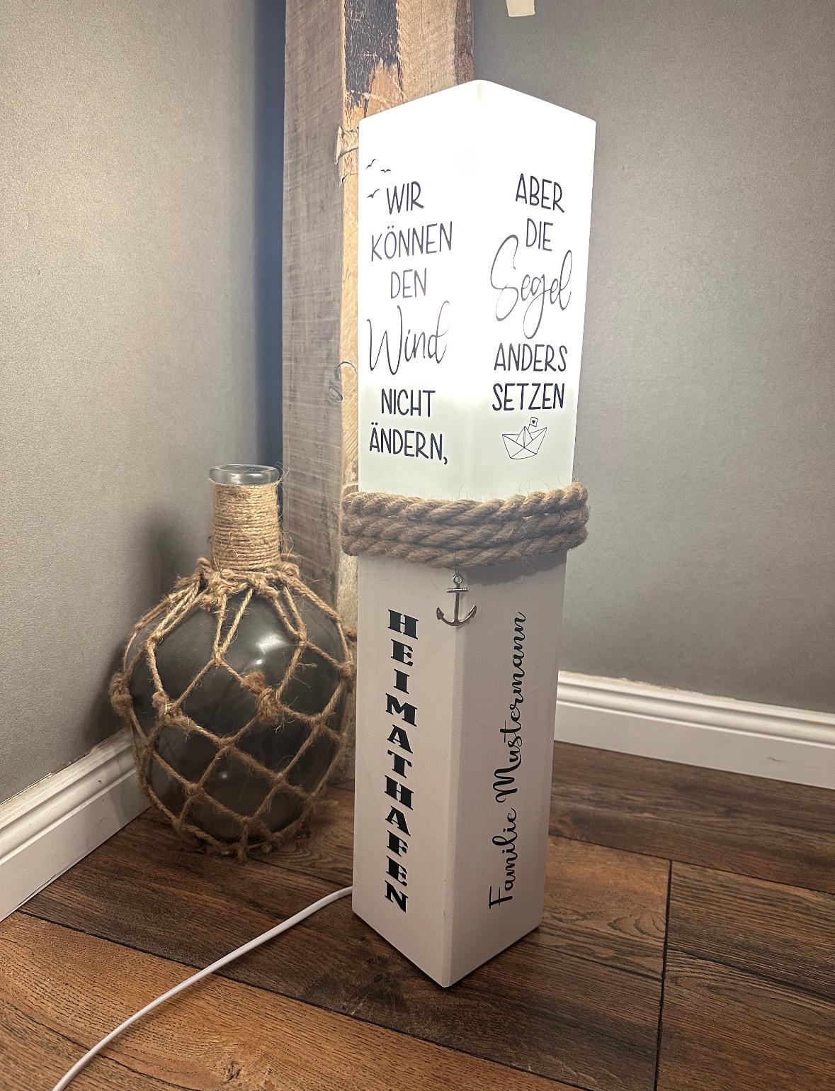 Personalisierte Lampe mit Ihrem Namen oder Wunschtext, verschiedene Höhen, individuell Heimathafen Lieblingsinsel Koordinaten Hochzeit
