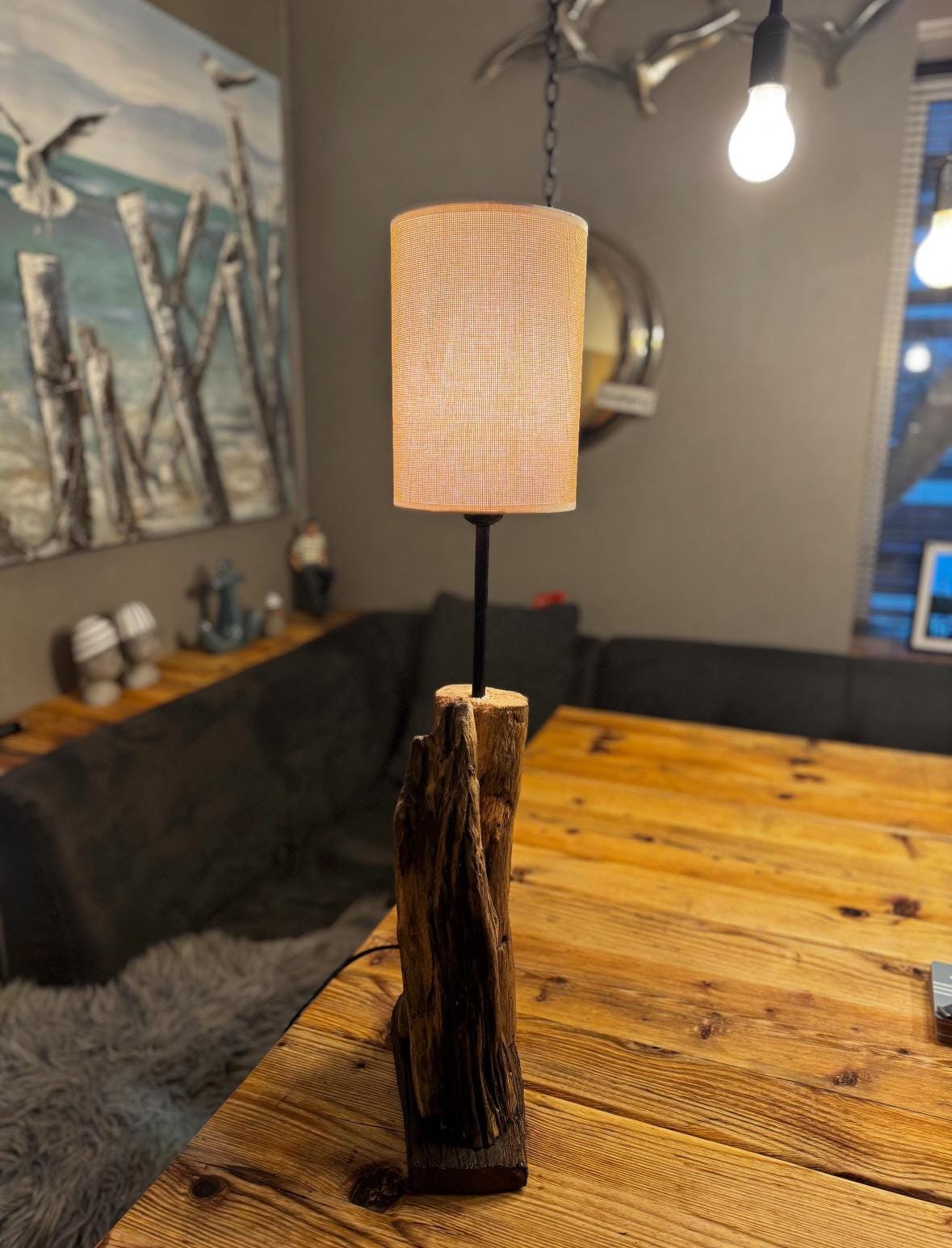 Lampe aus Treibholz, Unikat, Tischlampe maritim, Holzlampe, individuell Geschenk, Tischdeko, Meer, Anker, Heimathafen