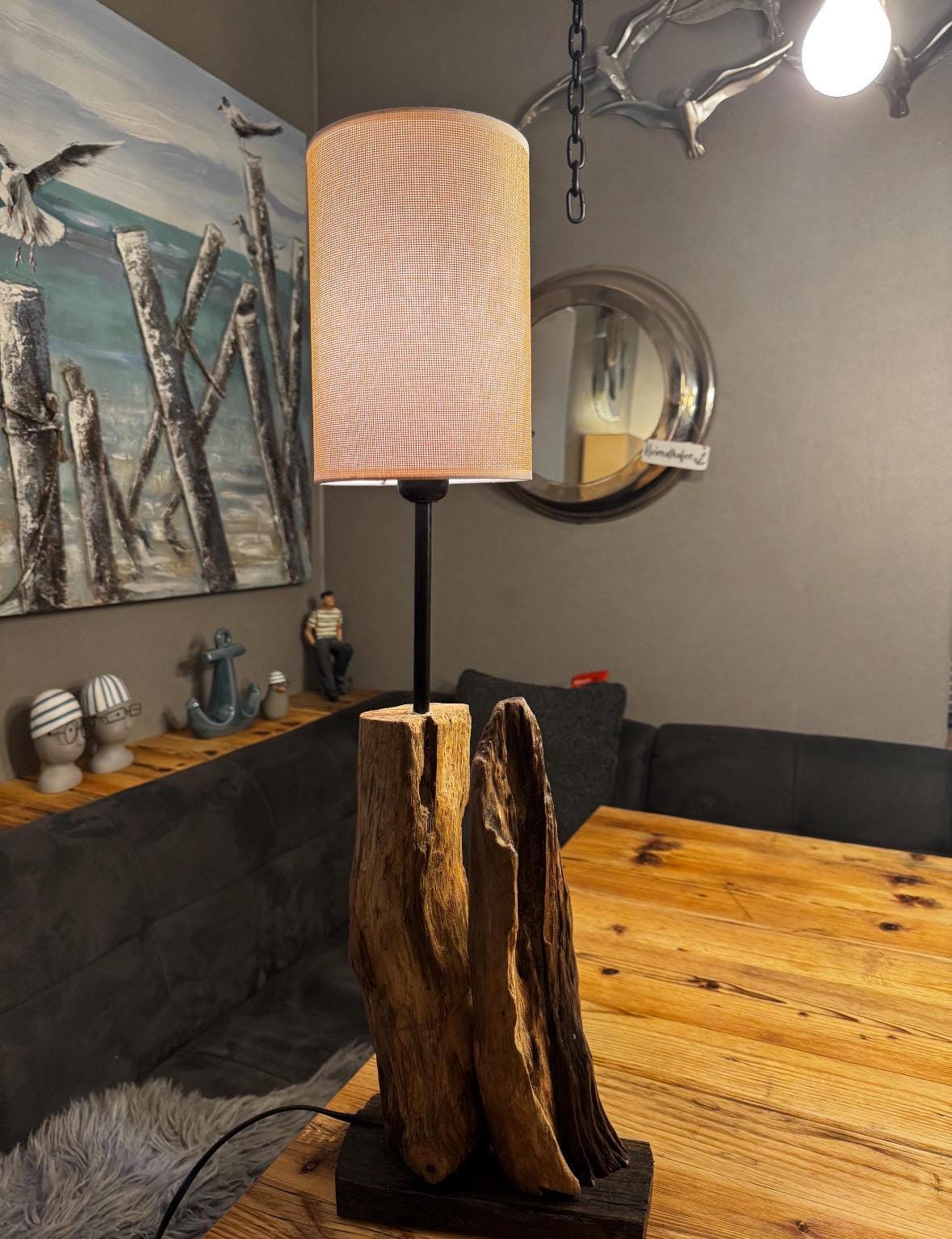 Lampe aus Treibholz, Unikat, Tischlampe maritim, Holzlampe, individuell Geschenk, Tischdeko, Meer, Anker, Heimathafen