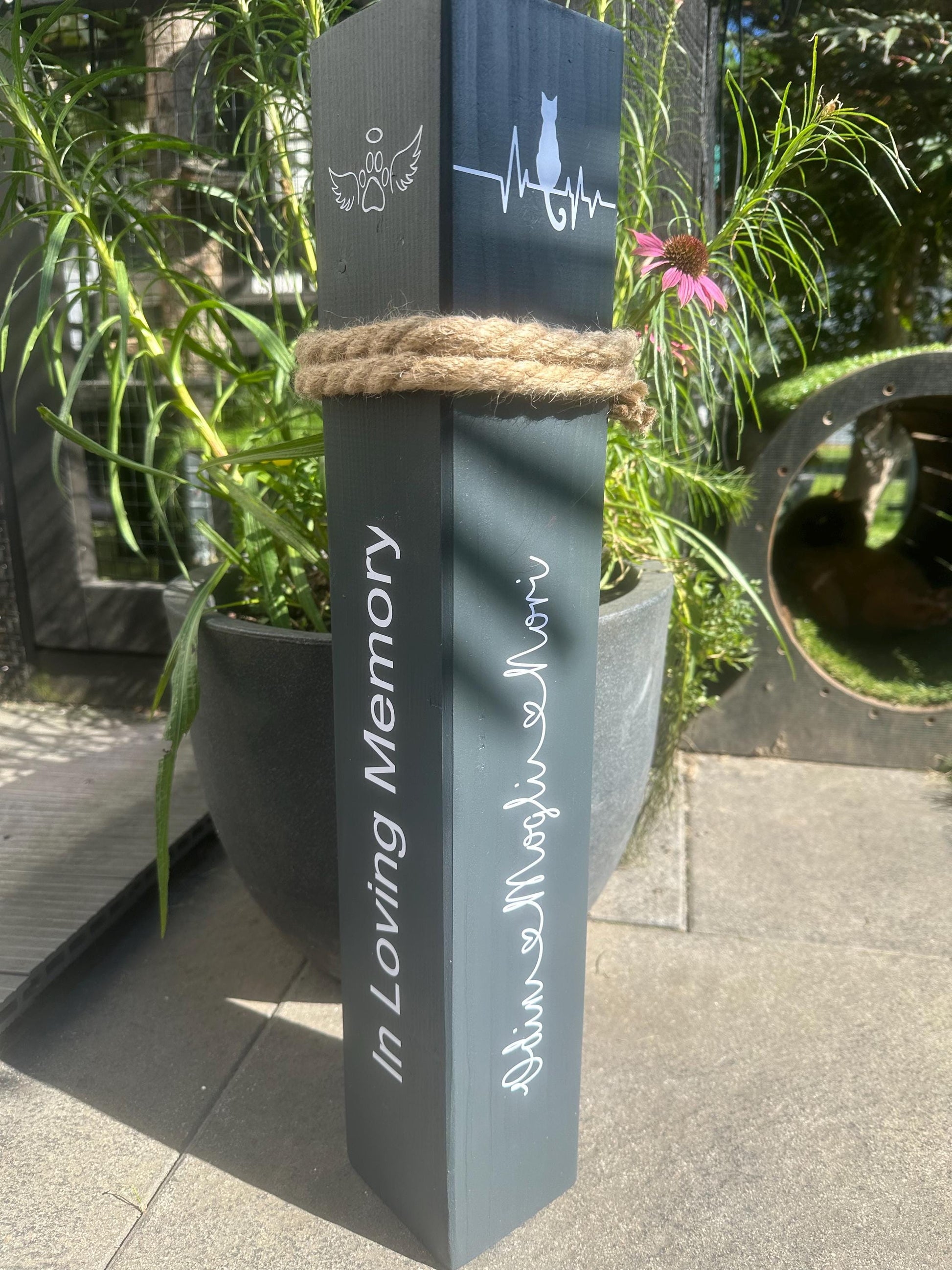 Personalized Wooden Pillar for Pet Lovers | Happiness has 4 Paws | Custom Pet Memorial Gift