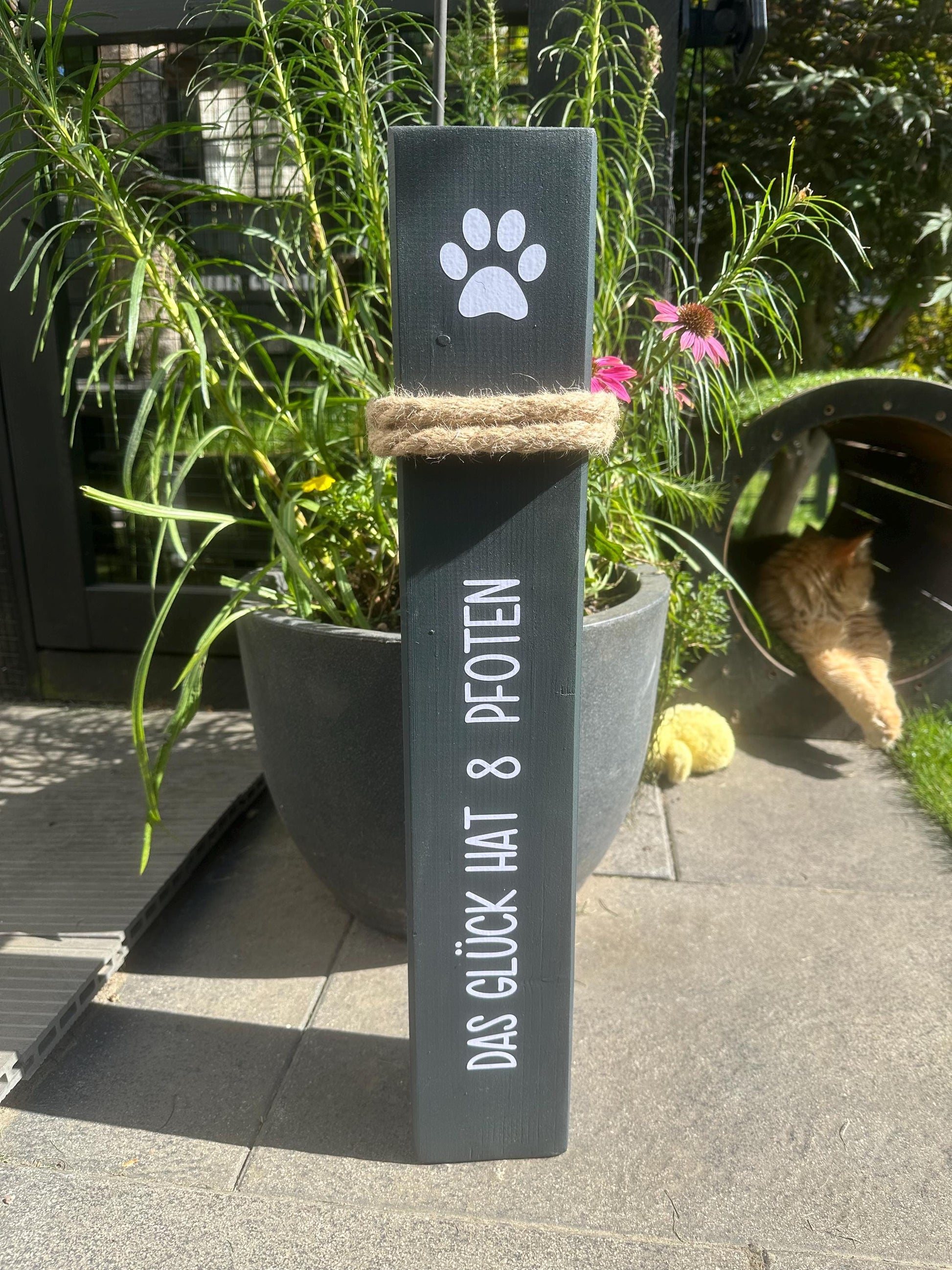 Personalized Wooden Pillar for Pet Lovers | Happiness has 4 Paws | Custom Pet Memorial Gift